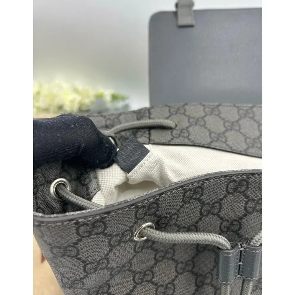 Unisex, Gucci, GG Supreme canvas backpack made in Italy NWT